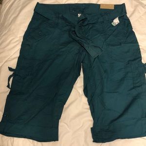 NWT Maurices Capri/Bermuda shorts